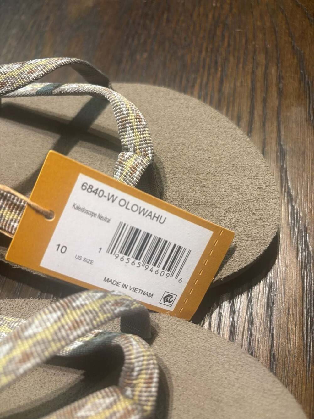 Teva Women's Olowahu Kaleidoscope Neutral Sandals Size 10 - Picture 9 of 10